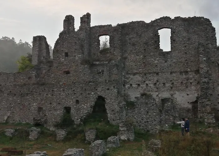 Casa Gemma 拉默齐亚泰尔默